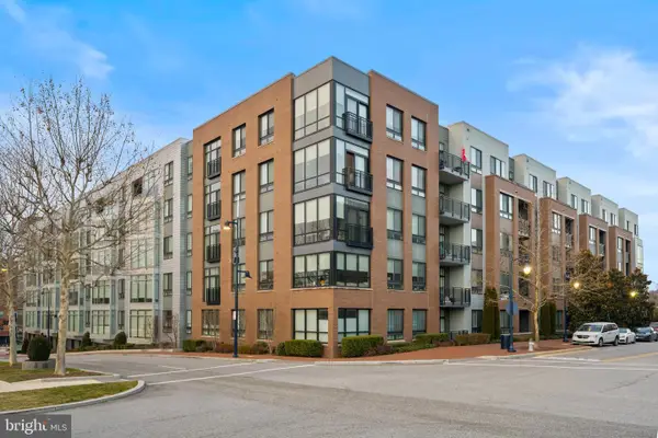 145 Riverhaven Dr #509, OXON HILL, MD 20745