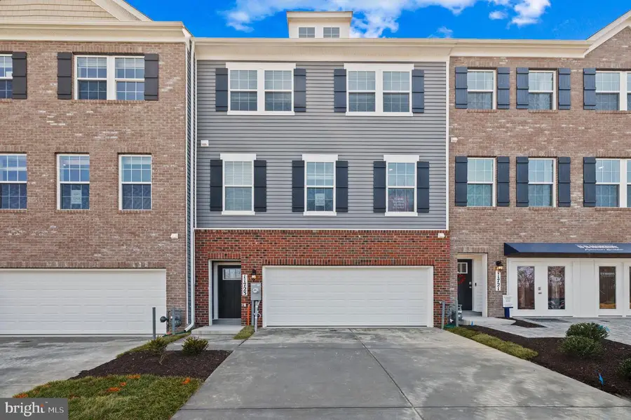 5201 Manor Park Dr, Upper Marlboro, MD 20772 - Image #2