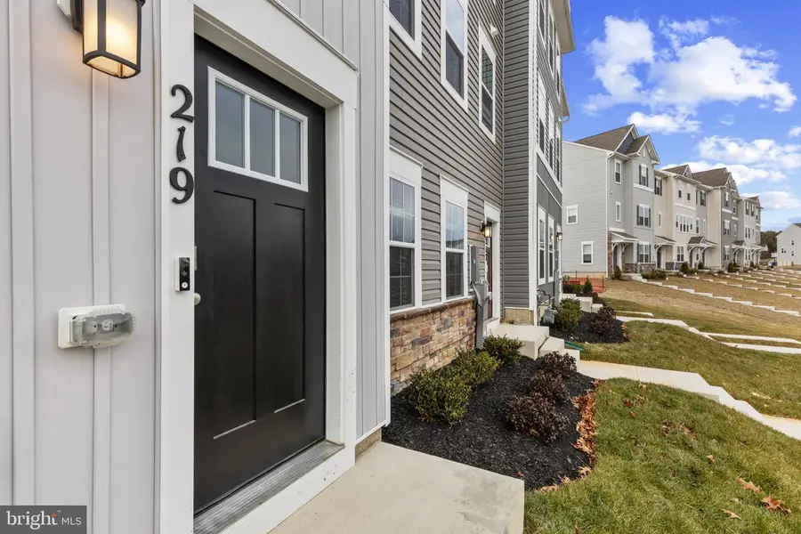 5223 Manor Park Dr, Upper Marlboro, MD 20772 - Image #3