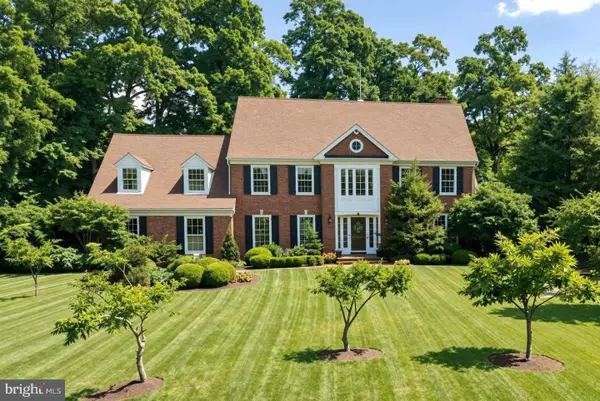 7601 Lake Glen Dr, GLENN DALE, MD 20769