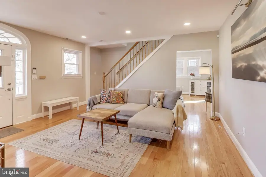 3913 Oglethorpe St, Hyattsville, MD 20782 - #3