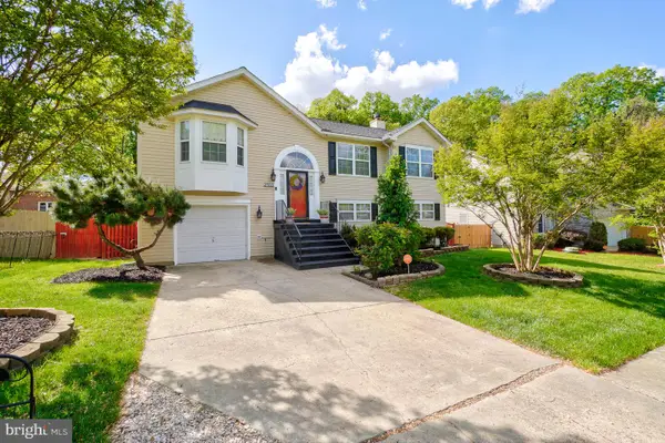 2303 Whitehall St, SUITLAND, MD 20746