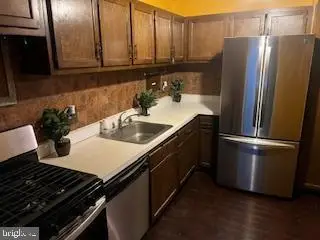 1836 Metzerott Rd #1224, Hyattsville, MD 20783 - Image #2