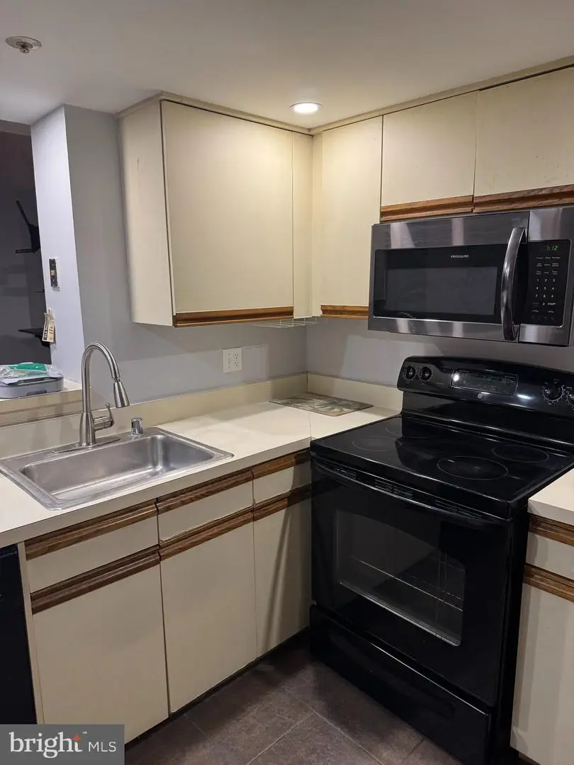 10409 Beacon Ridge Dr #8-201, Bowie, MD 20721 - Image #2