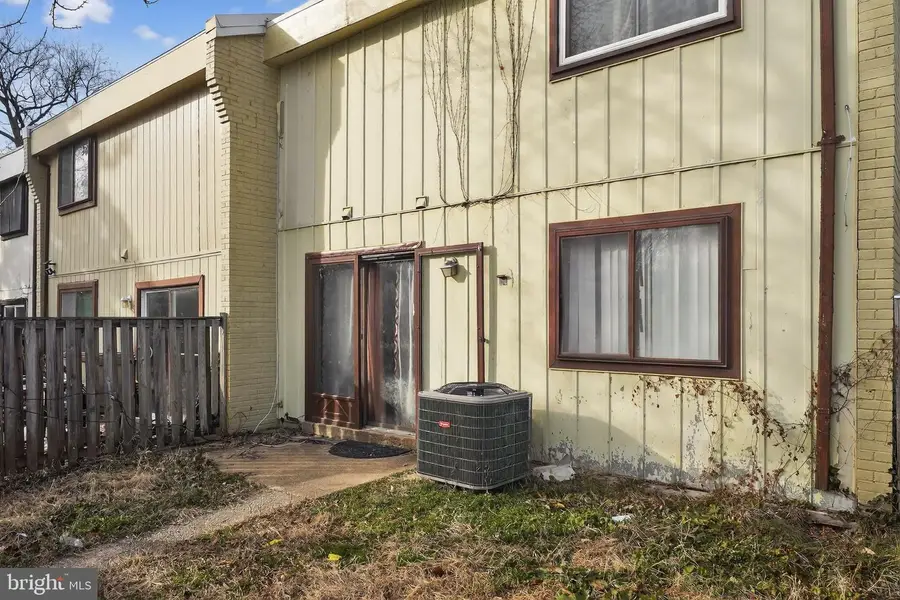 8606 Brae Brooke Dr, Lanham, MD 20706 - Image #3