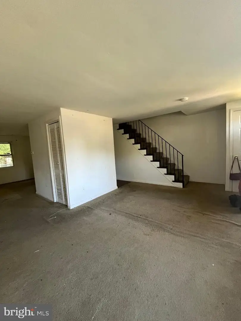 7509 Allendale Dr, Landover, MD 20785 - #2