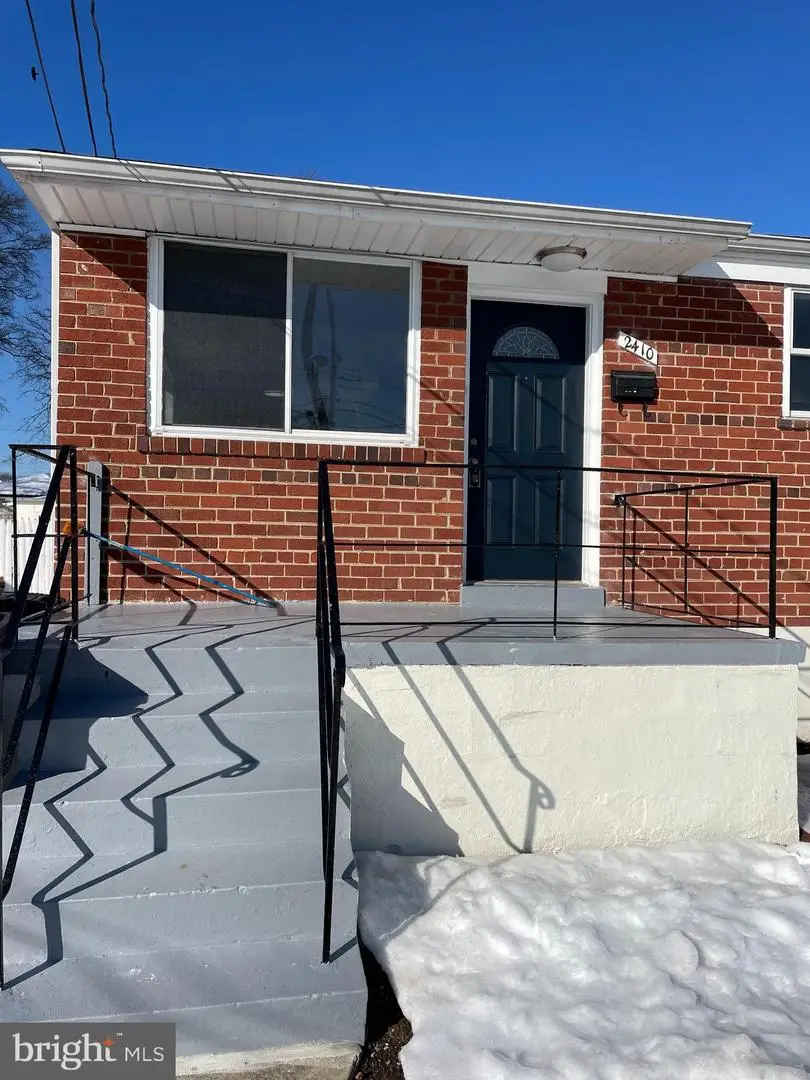 2410 Lewisdale Dr, Hyattsville, MD 20783 - #2