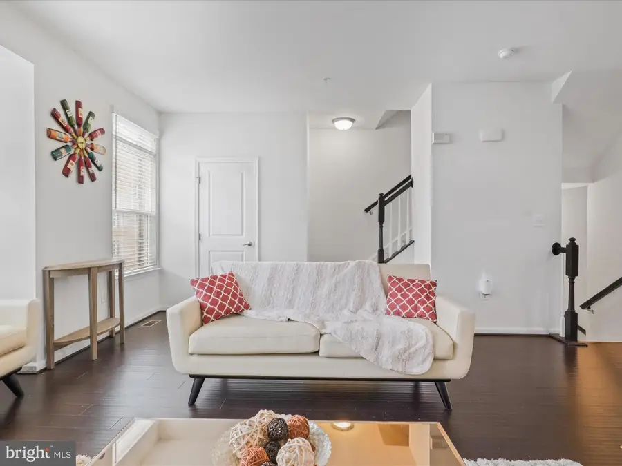 908 Evers Ave, Capitol Heights, MD 20743 - #3