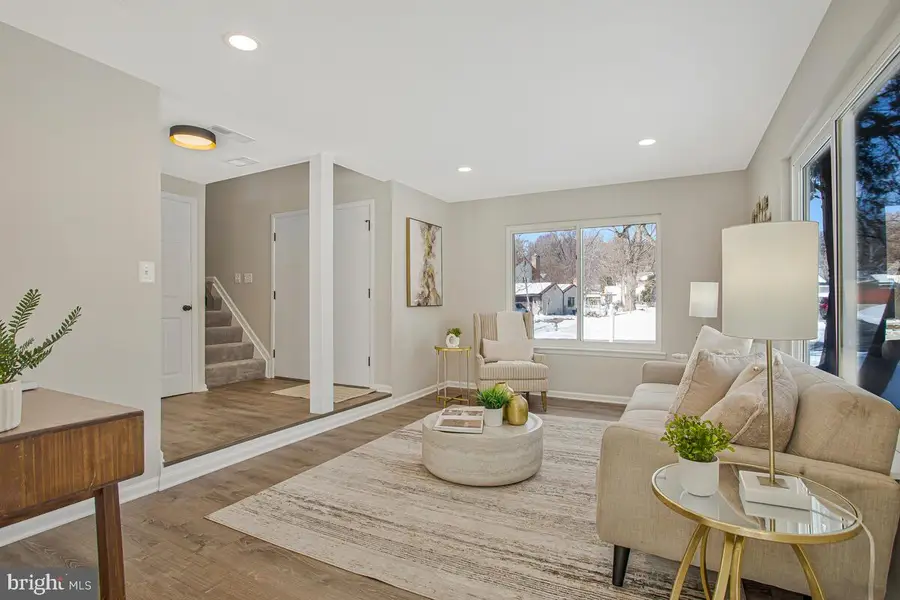 15903 Peach Walker Dr, Bowie, MD 20716 - Image #2