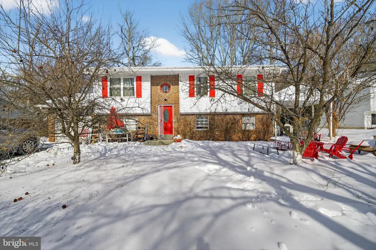 808 Narrowleaf Dr, Upper Marlboro, MD 20774 - Image #1