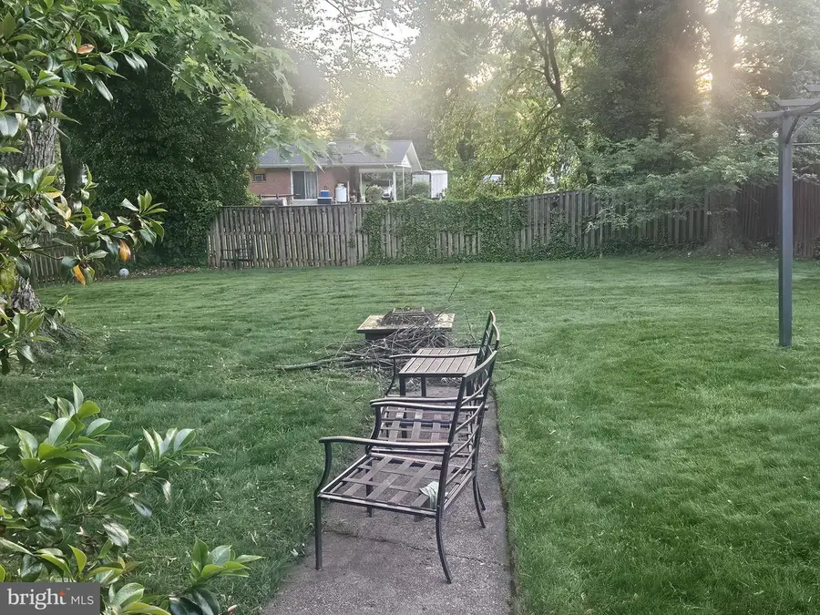 7301 Sheffield Dr, Temple Hills, MD 20748 - Image #2