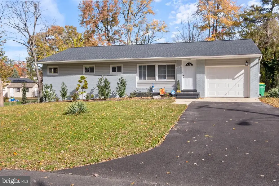 6012 Griffith Dr, Suitland, MD 20746 - Image #2