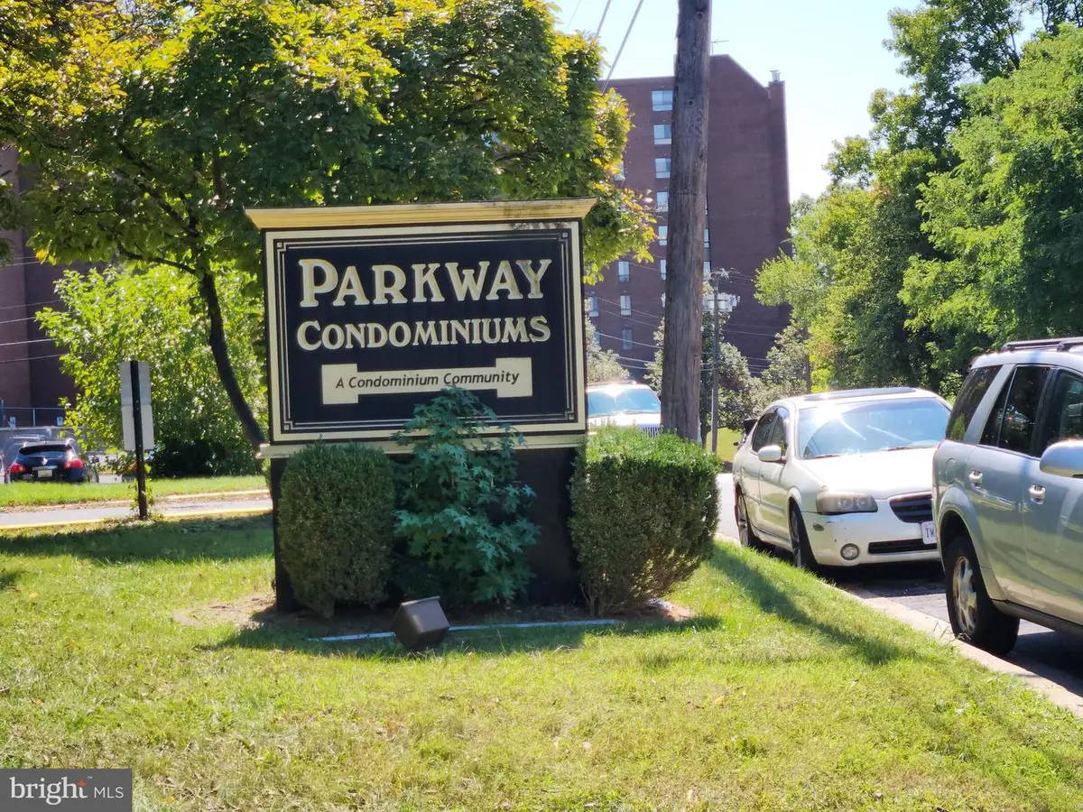 6011 Emerson St #608, Bladensburg, MD 20710 - #1