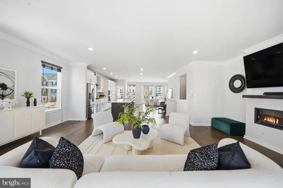 217 Summit Point Blvd, Bowie, MD 20716 - #1