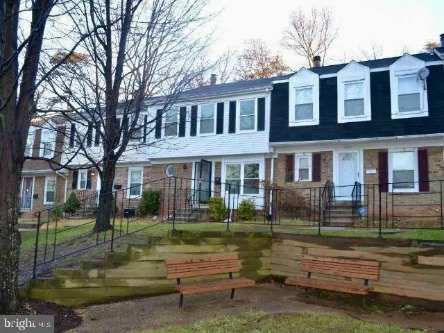 7009 Woodstream Ter, Lanham, MD 20706 - Image #3