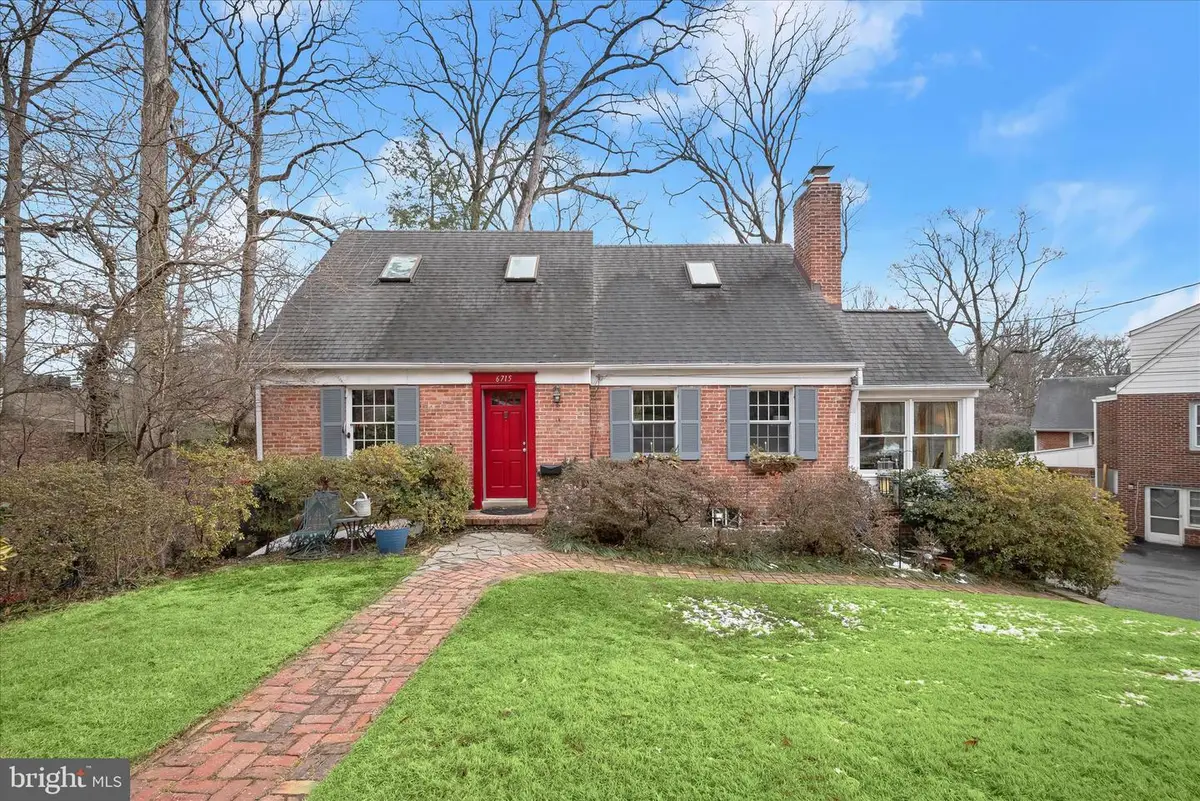 6715 Queens Chapel Rd, Hyattsville, MD 20782 - #1