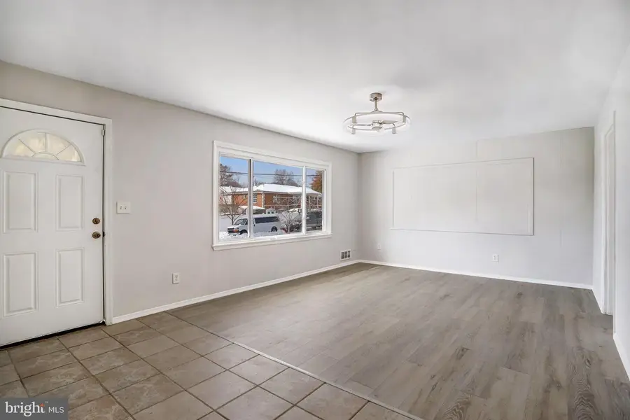 2204 Fordham St, Hyattsville, MD 20783 - #3