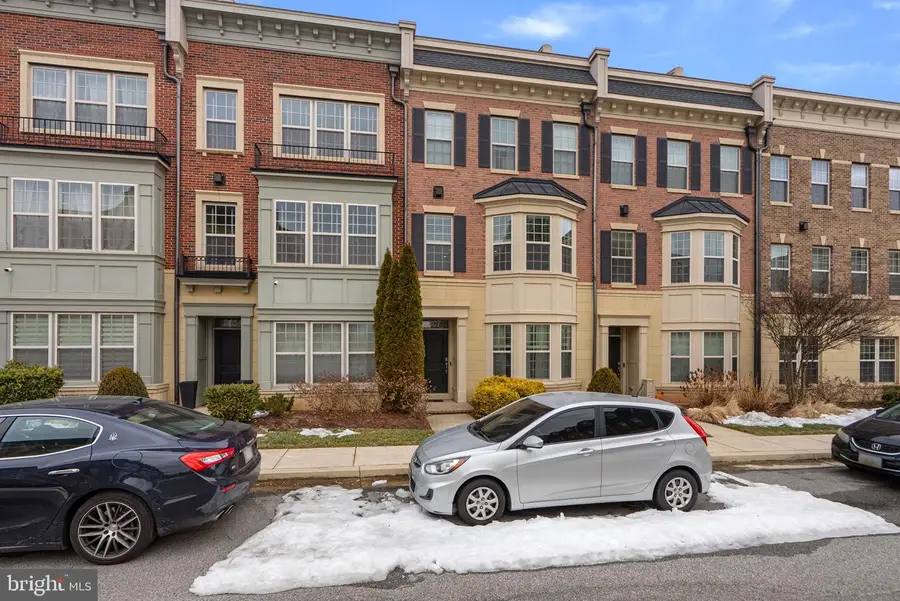 807 Admirals Way #317, Oxon Hill, MD 20745 - #3