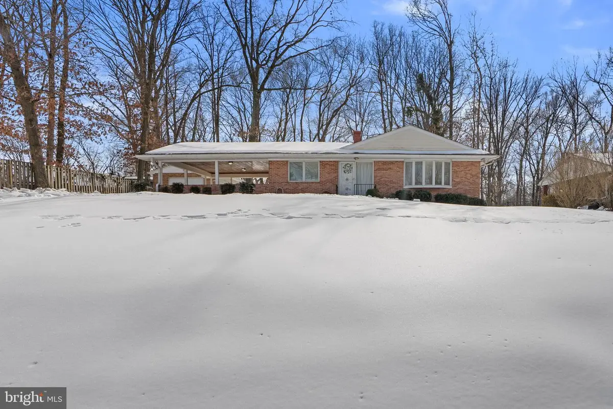 3905 Harrison Rd, Beltsville, MD 20705 - #1