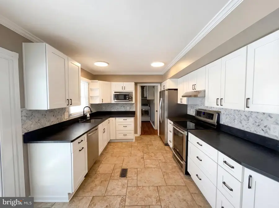 3512 Majestic Ln, Bowie, MD 20715 - #2