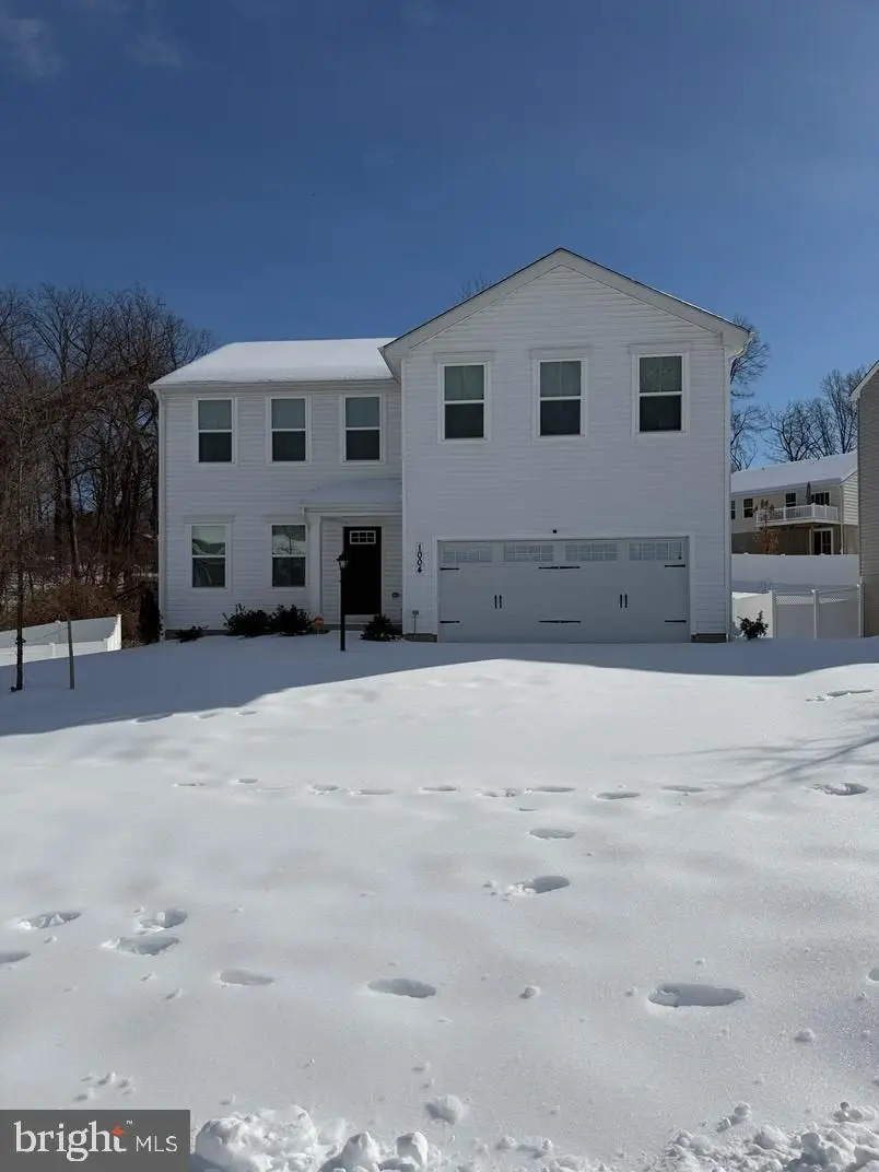 1004 Veneer Ct, Capitol Heights, MD 20743 - #1