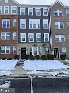 6915 Stoddert Ln, LANDOVER, MD 20785