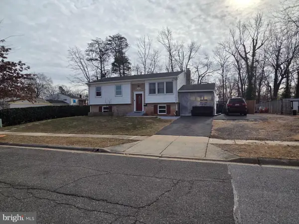 9805 Walnut Ave, LANHAM, MD 20706