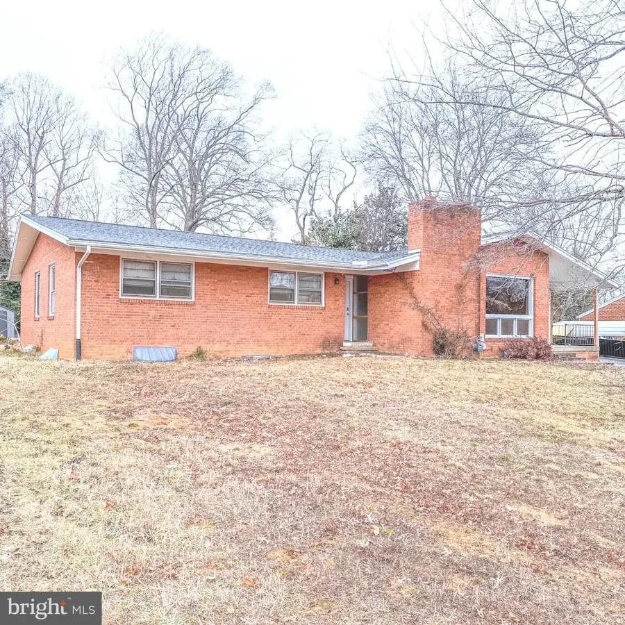 8305 Fort Foote Rd, Fort Washington, MD 20744 - #3