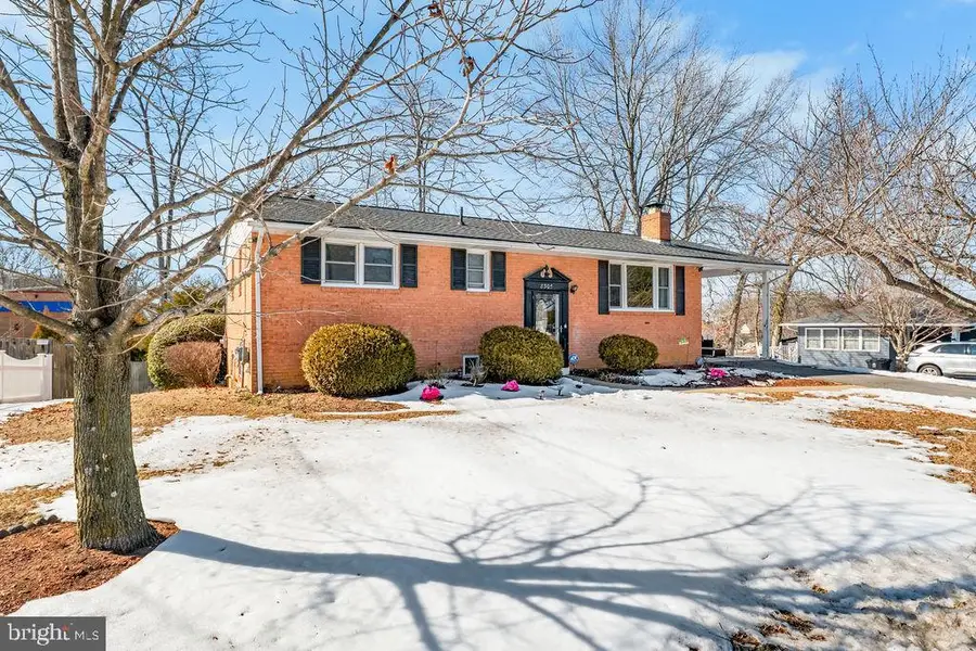 8305 Deborah St, Clinton, MD 20735 - #2