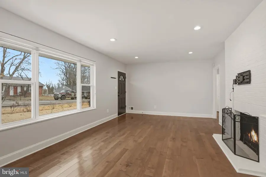 13501 Harrison Ave, Fort Washington, MD 20744 - #3