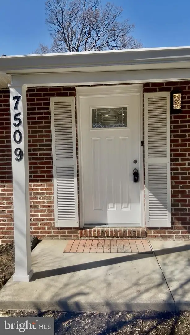 7509 Putt Rd, Fort Washington, MD 20744 - #2