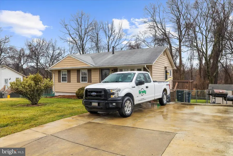 8611 Girard St, Landover, MD 20785 - #3