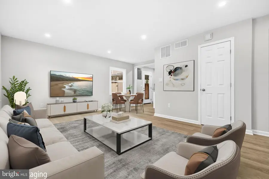 4806 Rockford Dr, Hyattsville, MD 20784 - #2