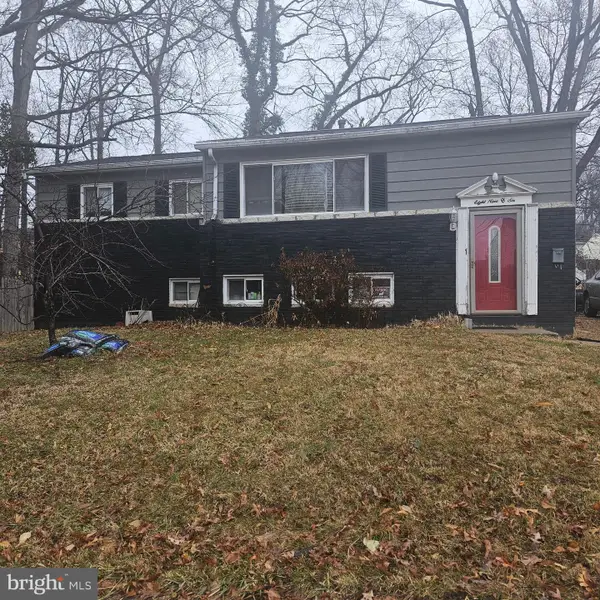 8906 Scheurer St, UPPER MARLBORO, MD 20774