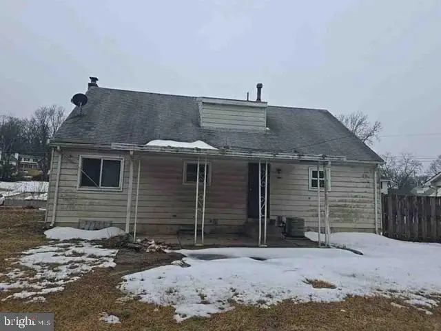 7504 Grange Hall Dr, Fort Washington, MD 20744 - #2