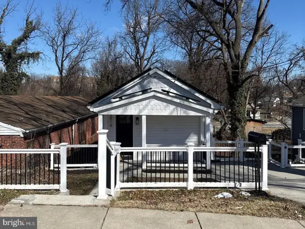 4818 Deanwood Dr, CAPITOL HEIGHTS, MD 20743