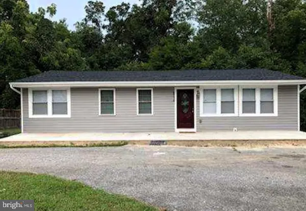 8134 Woodyard Rd, CLINTON, MD 20735