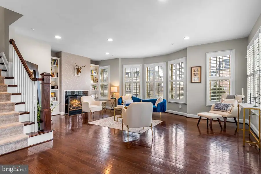 726 River Mist Dr #221, Oxon Hill, MD 20745 - #3