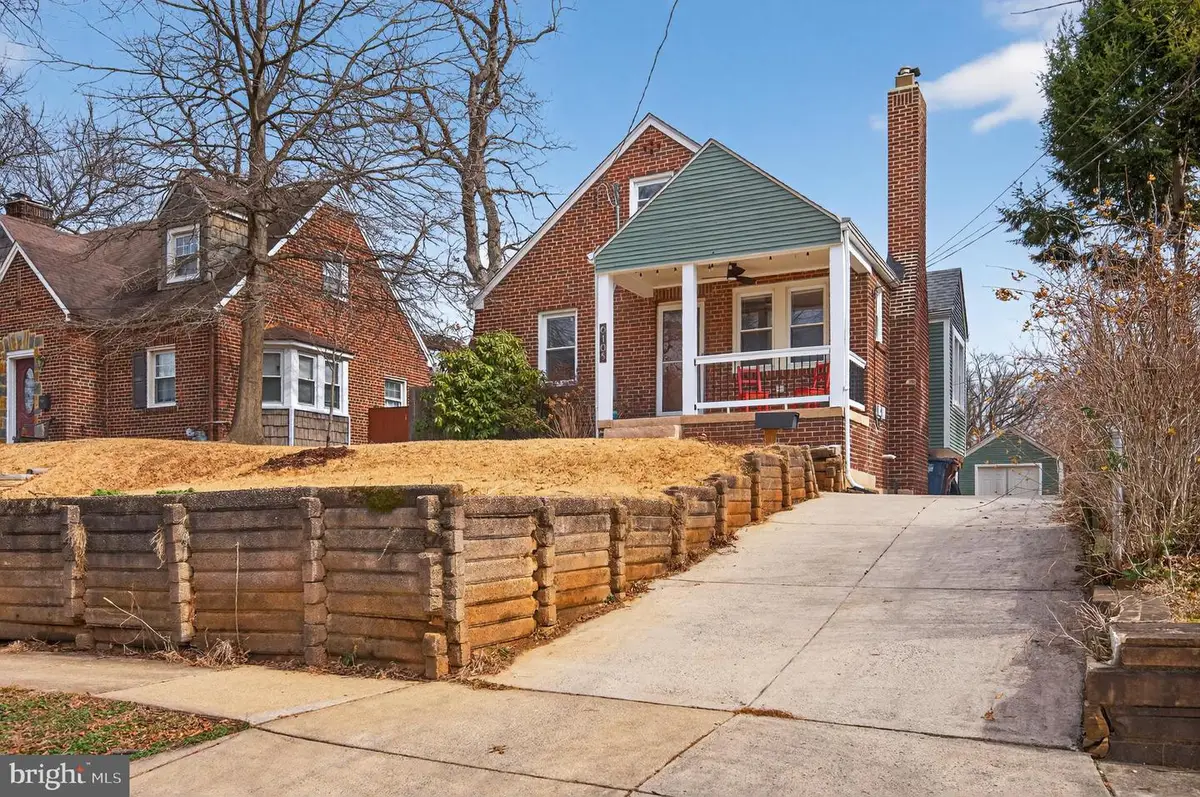 6105 43rd St, Riverdale, MD 20737 - #1