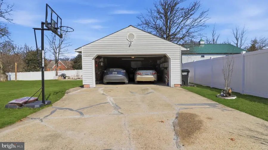 1211 Snowden Pl, Laurel, MD 20707 - #3