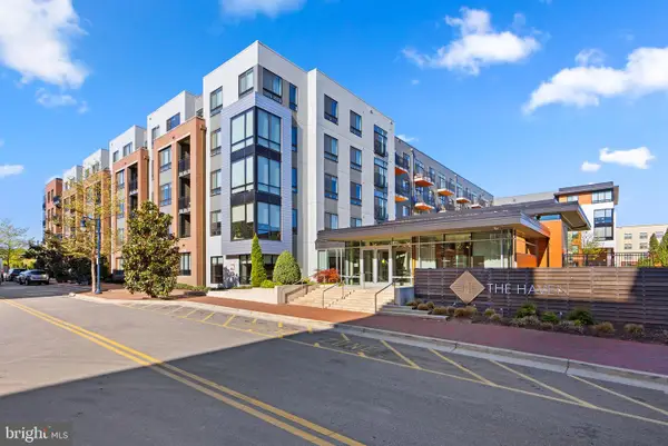 145 Riverhaven #405, OXON HILL, MD 20745