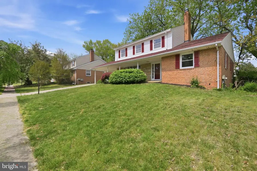 10914 Wharton Dr, Upper Marlboro, MD 20774 - #2