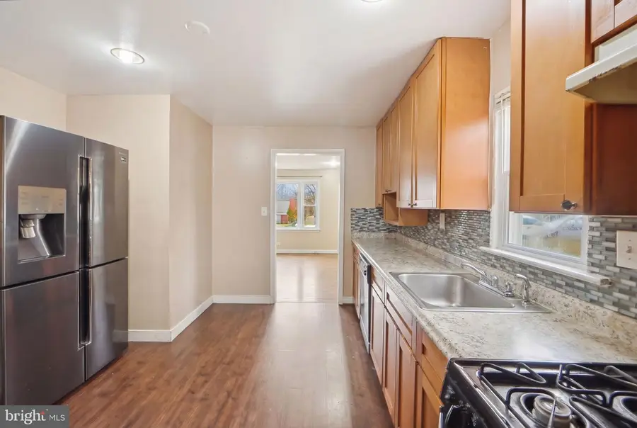 7421 Hendricks Dr, Hyattsville, MD 20784 - #2