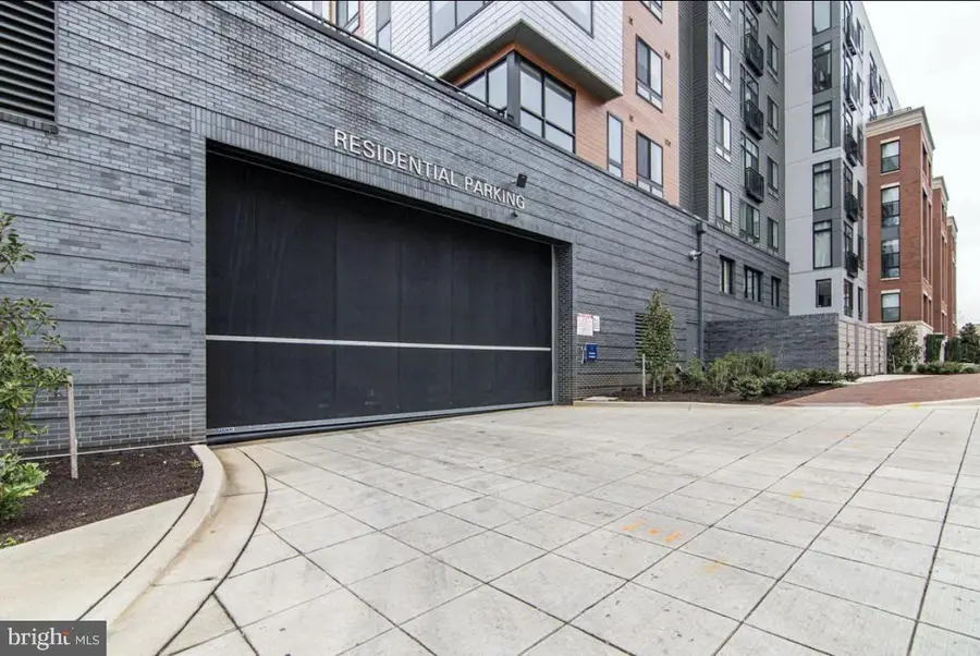 145 Riverhaven Dr #518, Oxon Hill, MD 20745 - #3