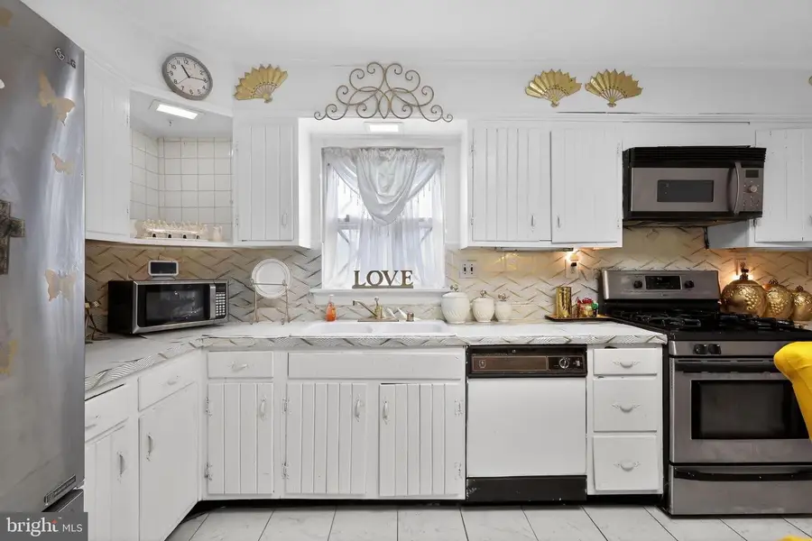 10809 Bennington Dr, Upper Marlboro, MD 20774 - #3