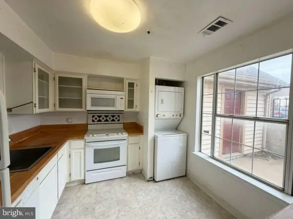 1142 Windemere Ct, FORT WASHINGTON, MD 20744