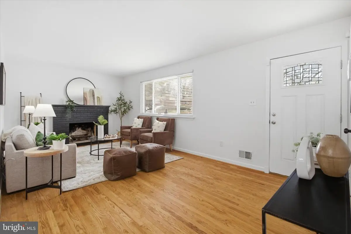 7400 Colchester Dr, Clinton, MD 20735 - #1