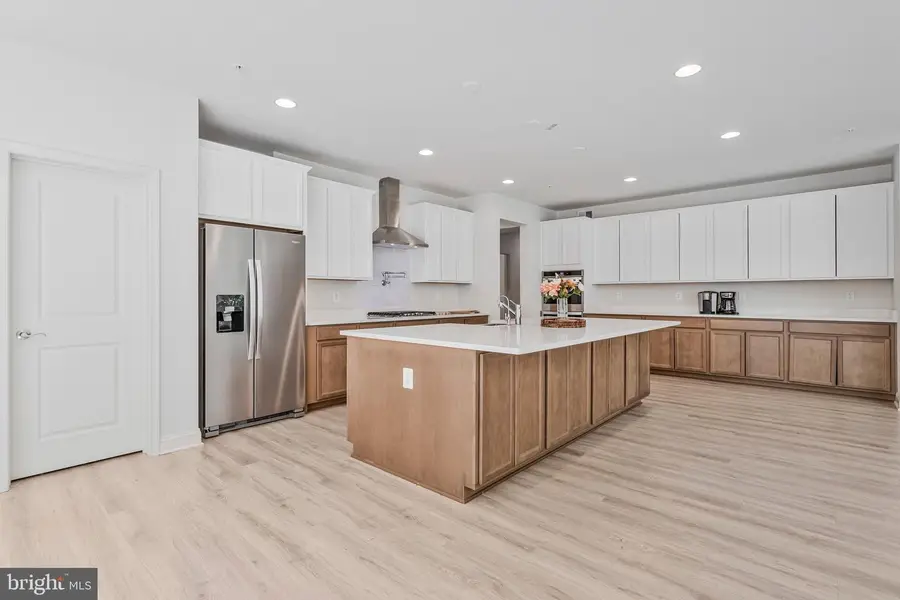 13700 Baden Naylor Rd, Upper Marlboro, MD 20772 - #2