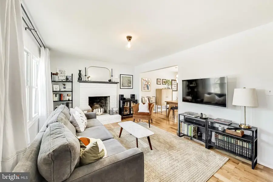 3206 Cheverly Hills Ct, Cheverly, MD 20785 - #3