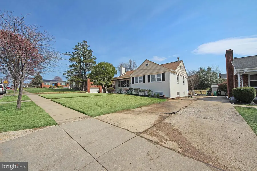 2113 Iverson St, Temple Hills, MD 20748 - #2